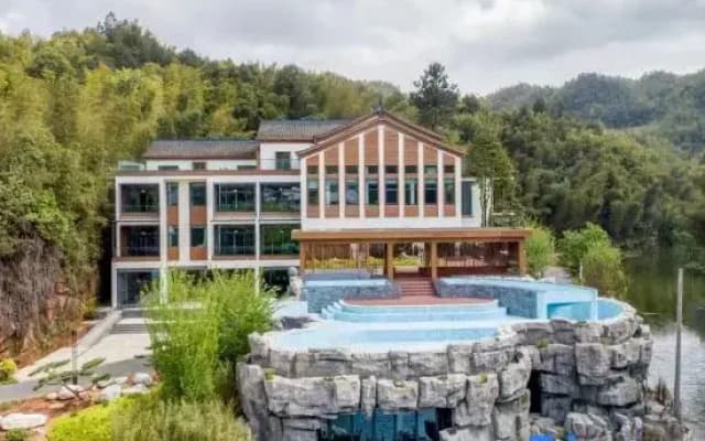 Chanyi Guiyunju Hotel