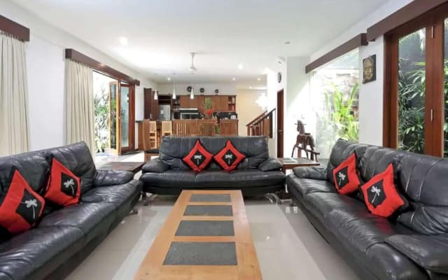 Villa Blue