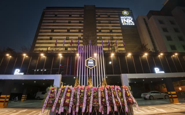 Hotel INK