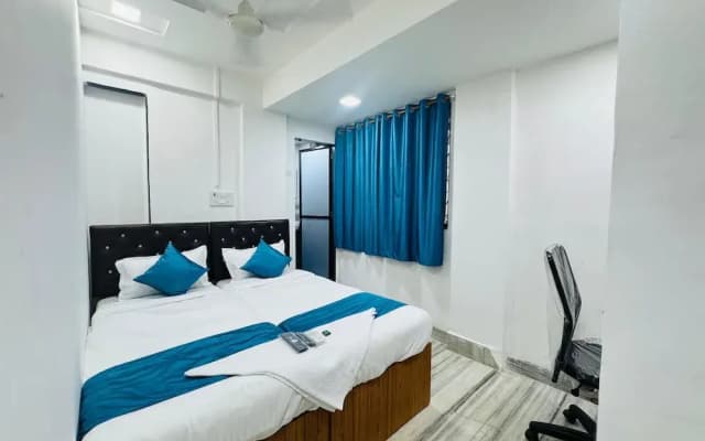 Hotel Raksha Residency
