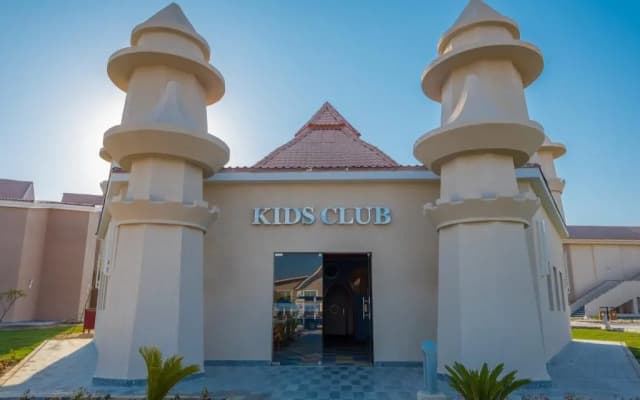 Pickalbatros Sea World Resort - Marsa Alam- "Aqua Park"