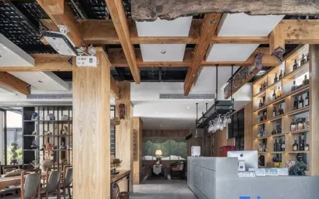 Rixie Linxi Guesthouse
