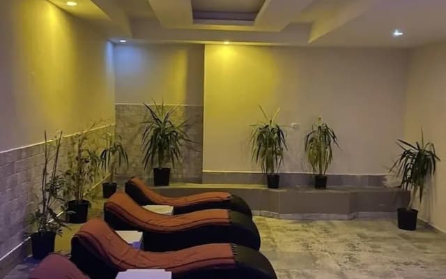 Q Business Hotels