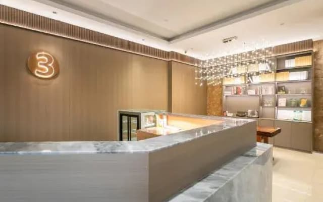 123 Hotel