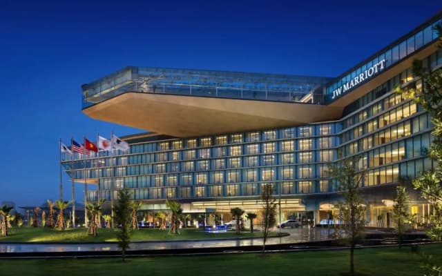 JW Marriott Hotel Hanoi