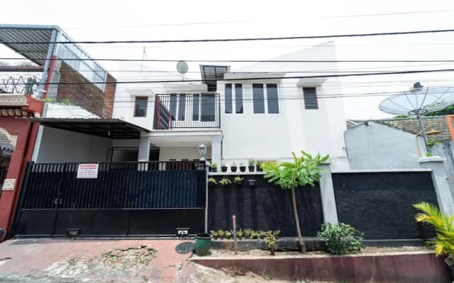 KoolKost Male Syariah near SMAK Kolese Santo Yusup 2
