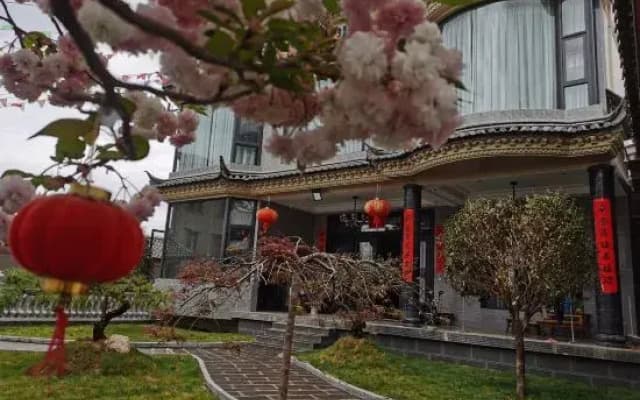Nanfengli Homestay (Lijiang Sanyi Airport Branch)