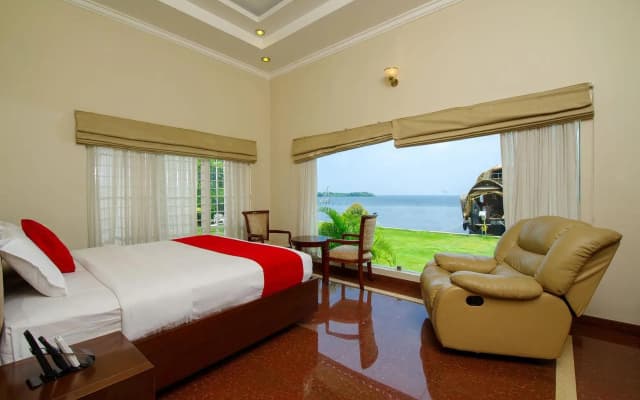 Cyrus Resort by Tolins Hotels & Resorts