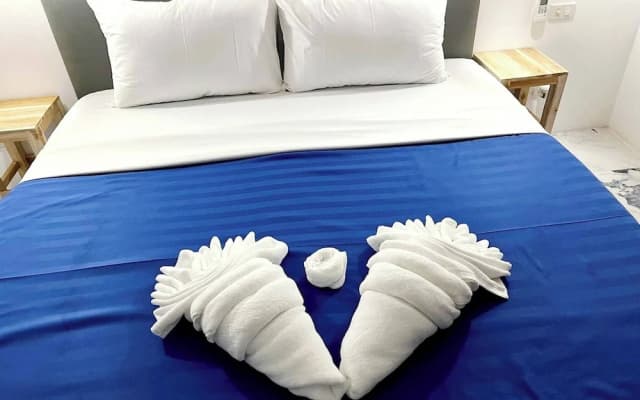 Baan ton mai 2 Bedrooms 400 m From the Beach