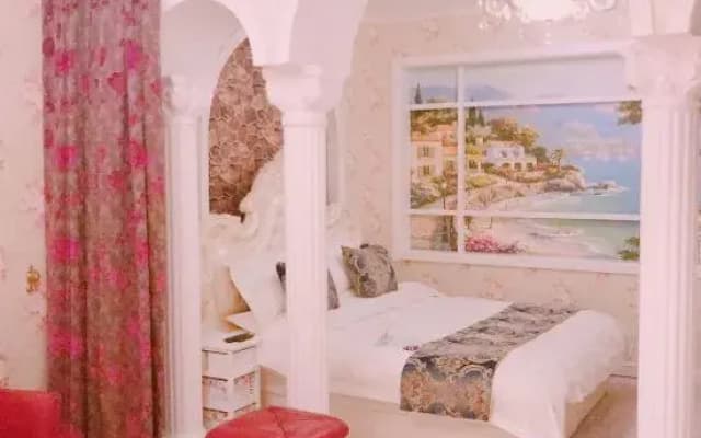 Linyi Venice Xiangxi Hotel