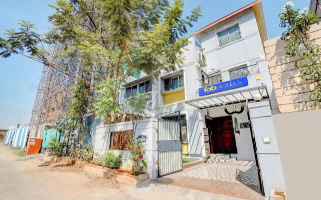 FabHotel Corporate Residency - Nr. Balaji Business Centre