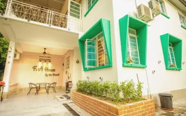 FA House by the Beach