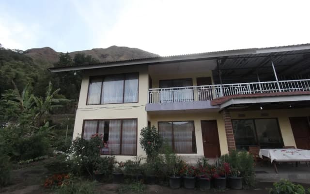Hotel O GemilangNearPuncak Pusuk Sembalun