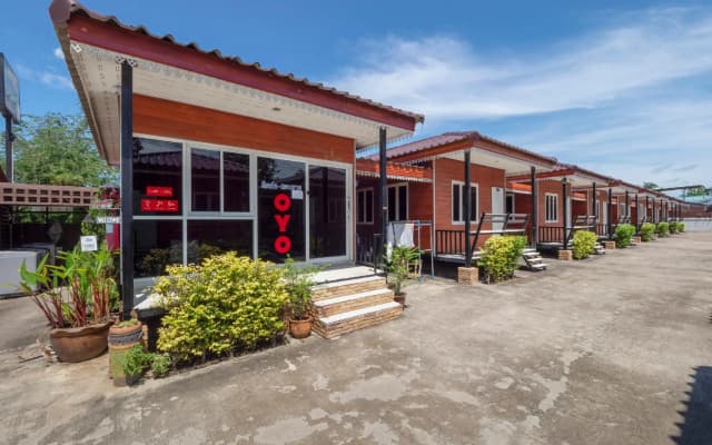 OYO 1166 Train Way Resort