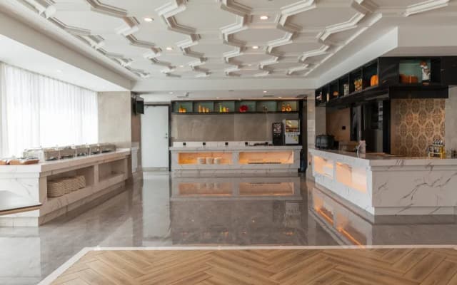 Vienna International Hotel Kunming Anning Donghu Branch