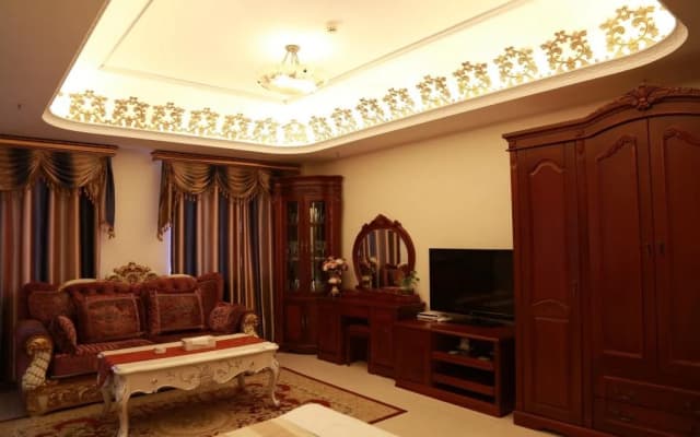 Home Inn (Shenyang Qingnian Street Renao Road)