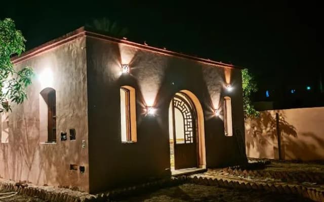 El Juneina Villa
