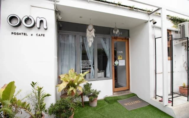 Oon Poshtel