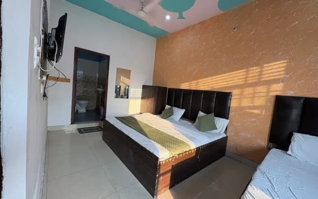 The Grand Plaza Agra