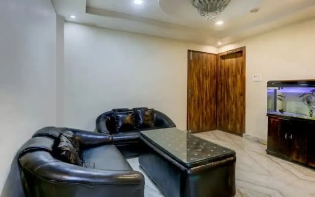 OYO Flagship Hotel Sai Palace