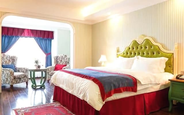 Hailun Hotel