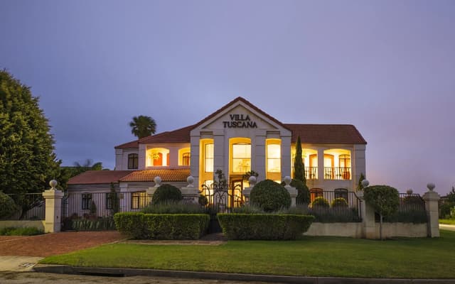 Villa Tuscana Boutique Hotel & Conference Venue