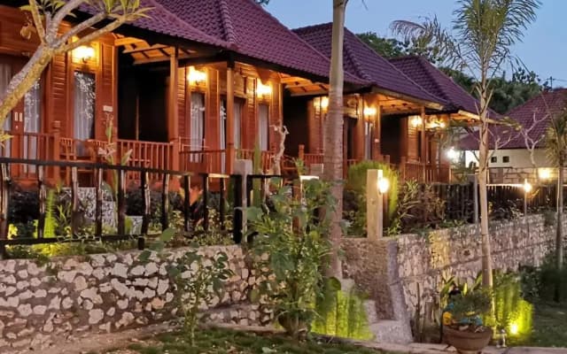 Kamasan Cottage By Reccoma