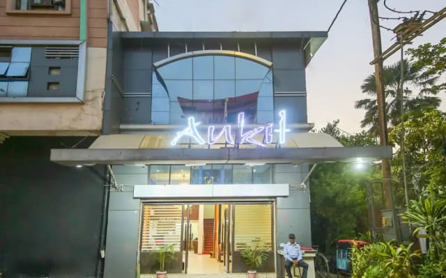OYO 15144 Hotel Ankit