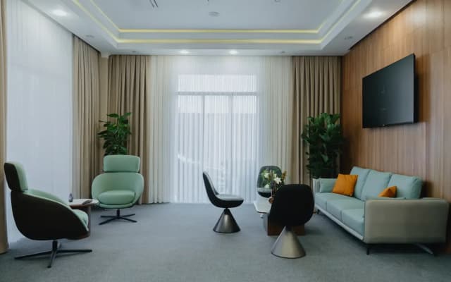 Bon Hotel (Бон)