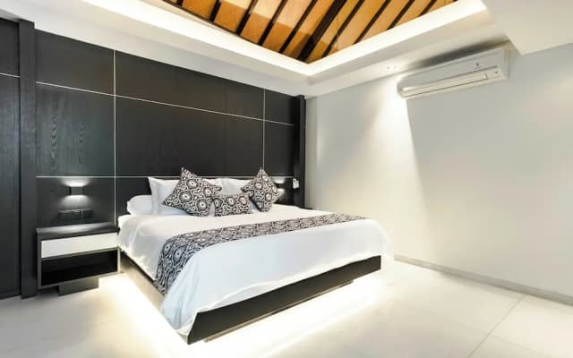 Villa Kubu Dewi Sri by Villa Finder