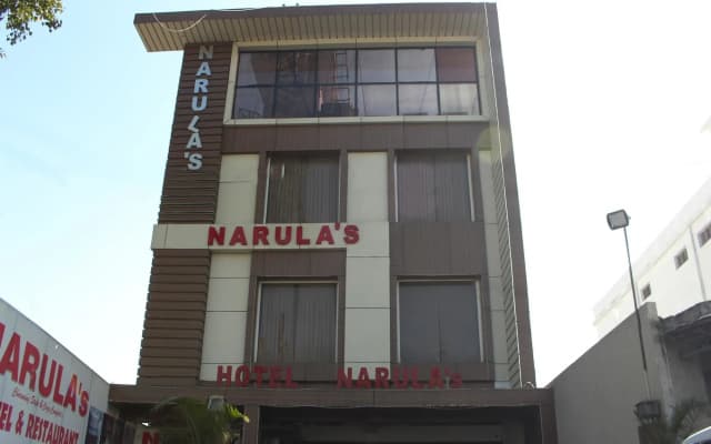 OYO 13839 Hotel Narula