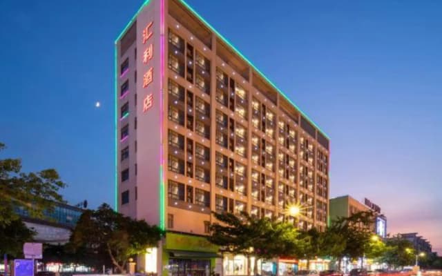 Friendly Holiday Hotel
