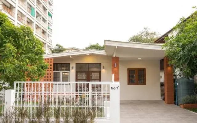 Ray's Home,3Br with Front Yard,Walkable to Nimman