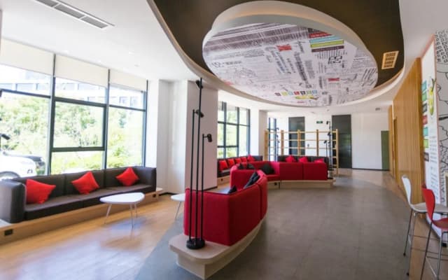 ibis Wenzhou University Hotel