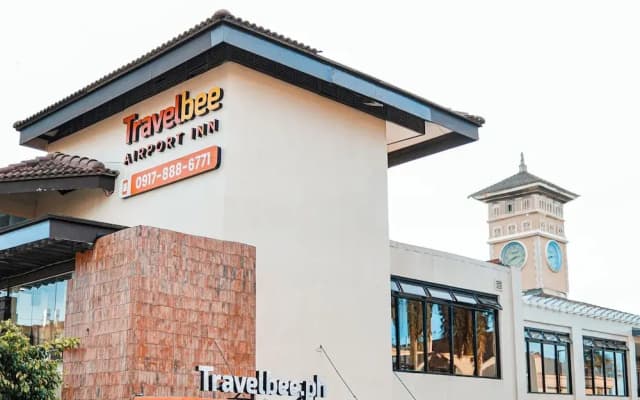 Travelbee Airport Inn