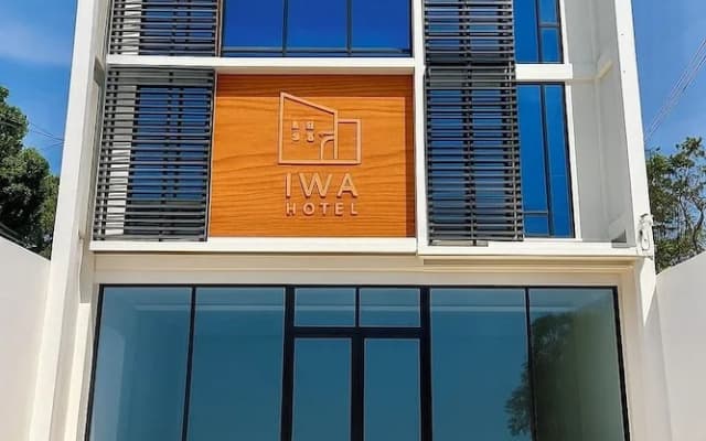 Iwa Hotel