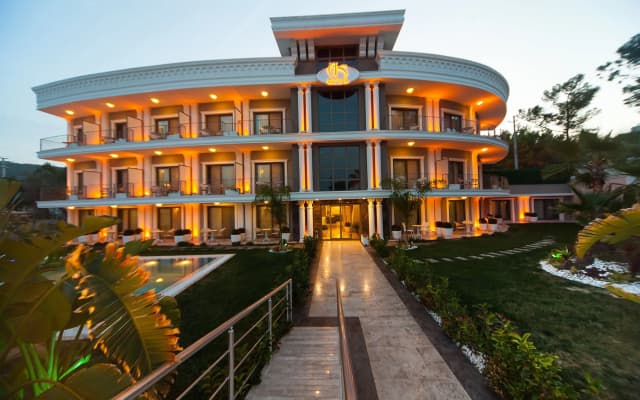 As Hotel Cesme