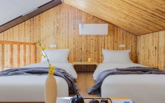 Yiwan Huqi Homestay in Lugu Lake
