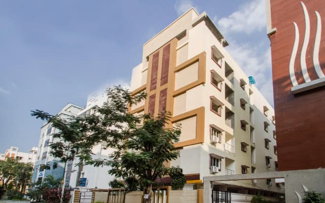 OYO 9968 Srirama Hotels, Kondapur