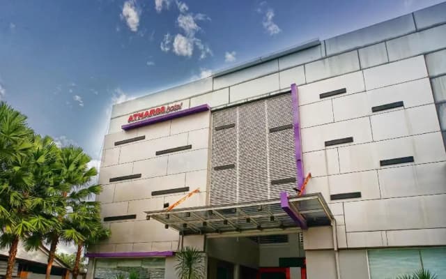 OYO 1477 Athar 88 Hotel