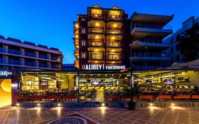 Kahveci Alibey Hotel
