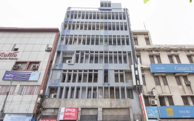 OYO 15515 Hotel Landmark Inn