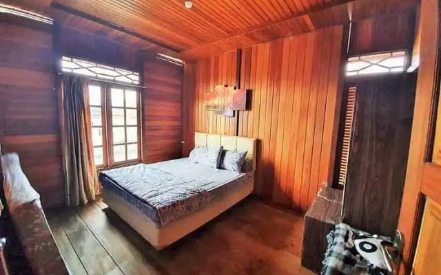 Wooden House Villa Lembang