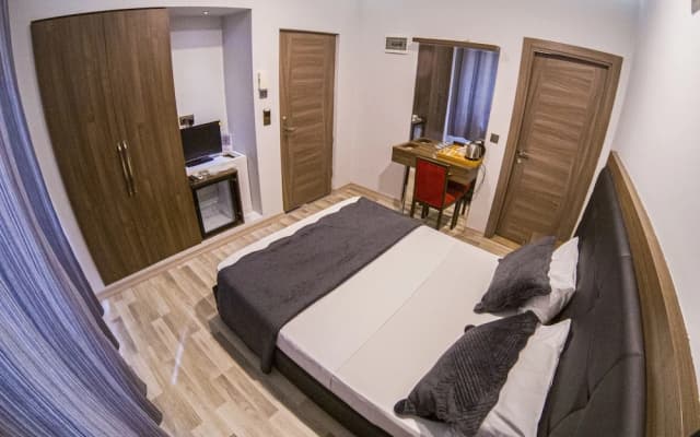 Cosmos Hotel