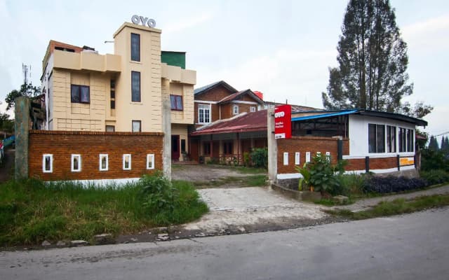OYO 581 Serdika Pavilion