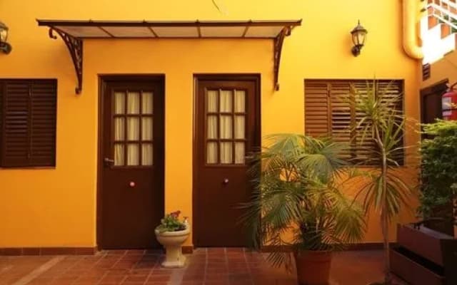 Puerto Limon Hostel