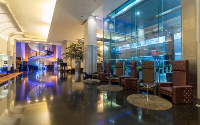 Manhattan Hotel Jakarta
