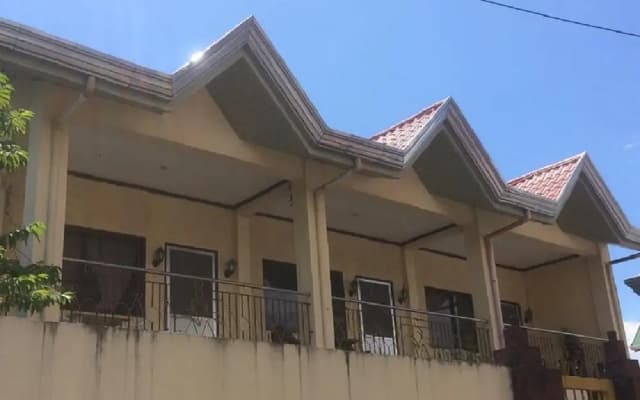 Sunrise Apartelle