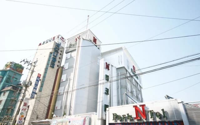 Iksan N Parktel
