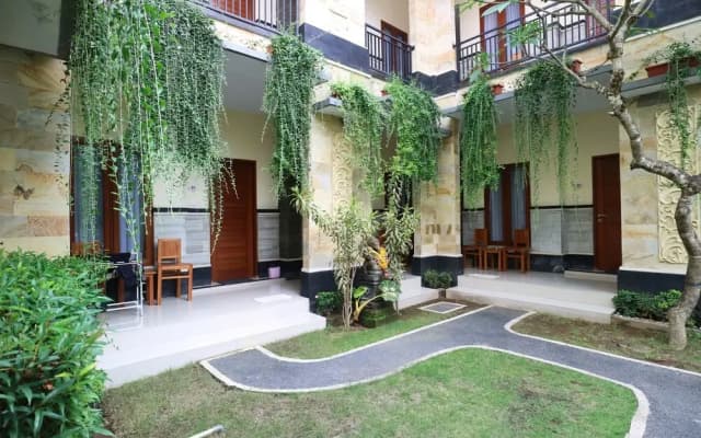 Raddeyapa Guest House